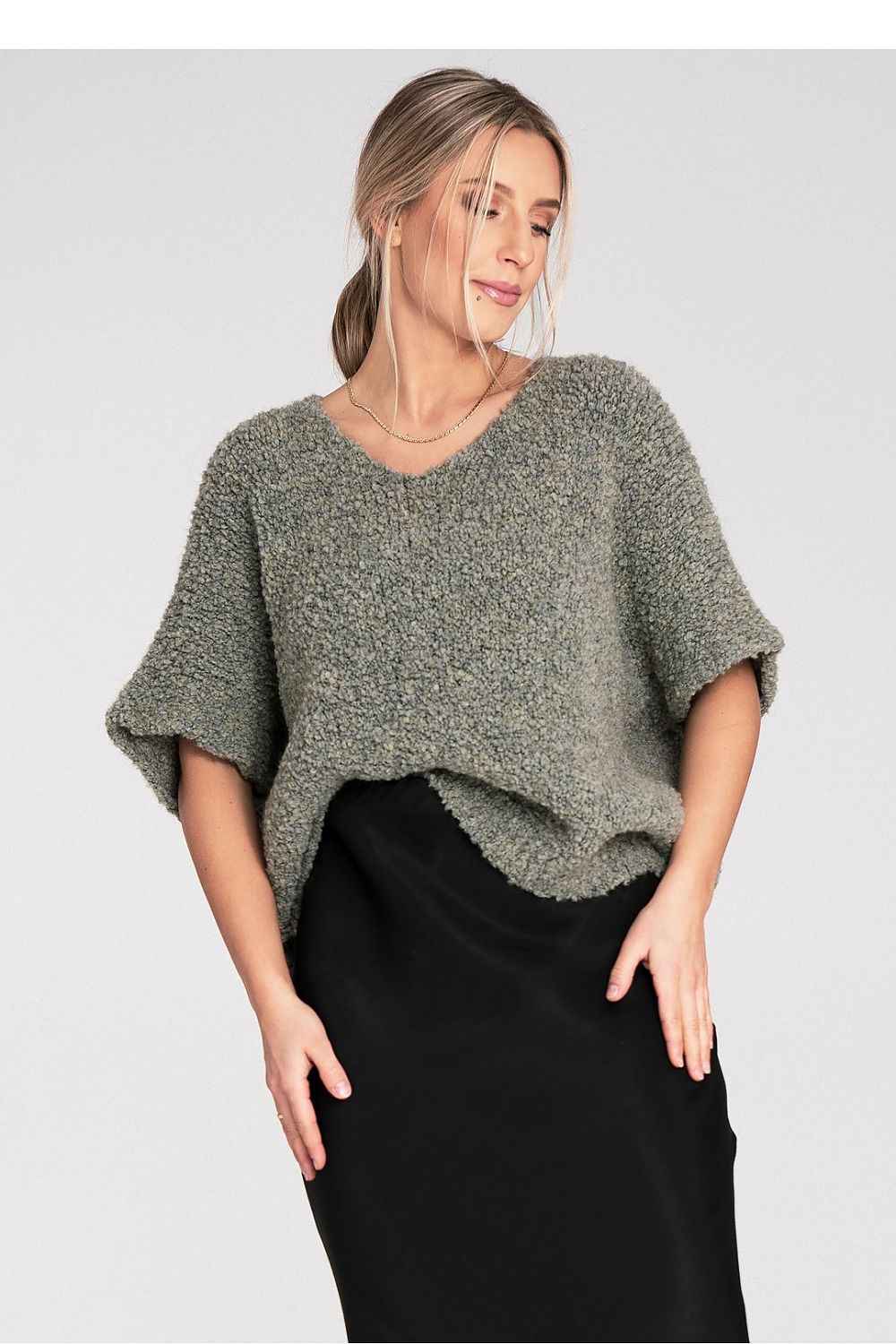 Short sleeve sweater model 217070